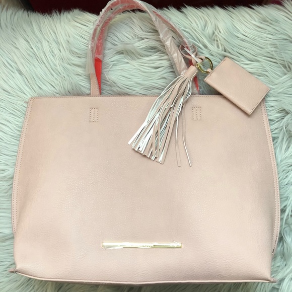 Steve Madden Handbags - Steve Madden BKING Blush Mult Tote
